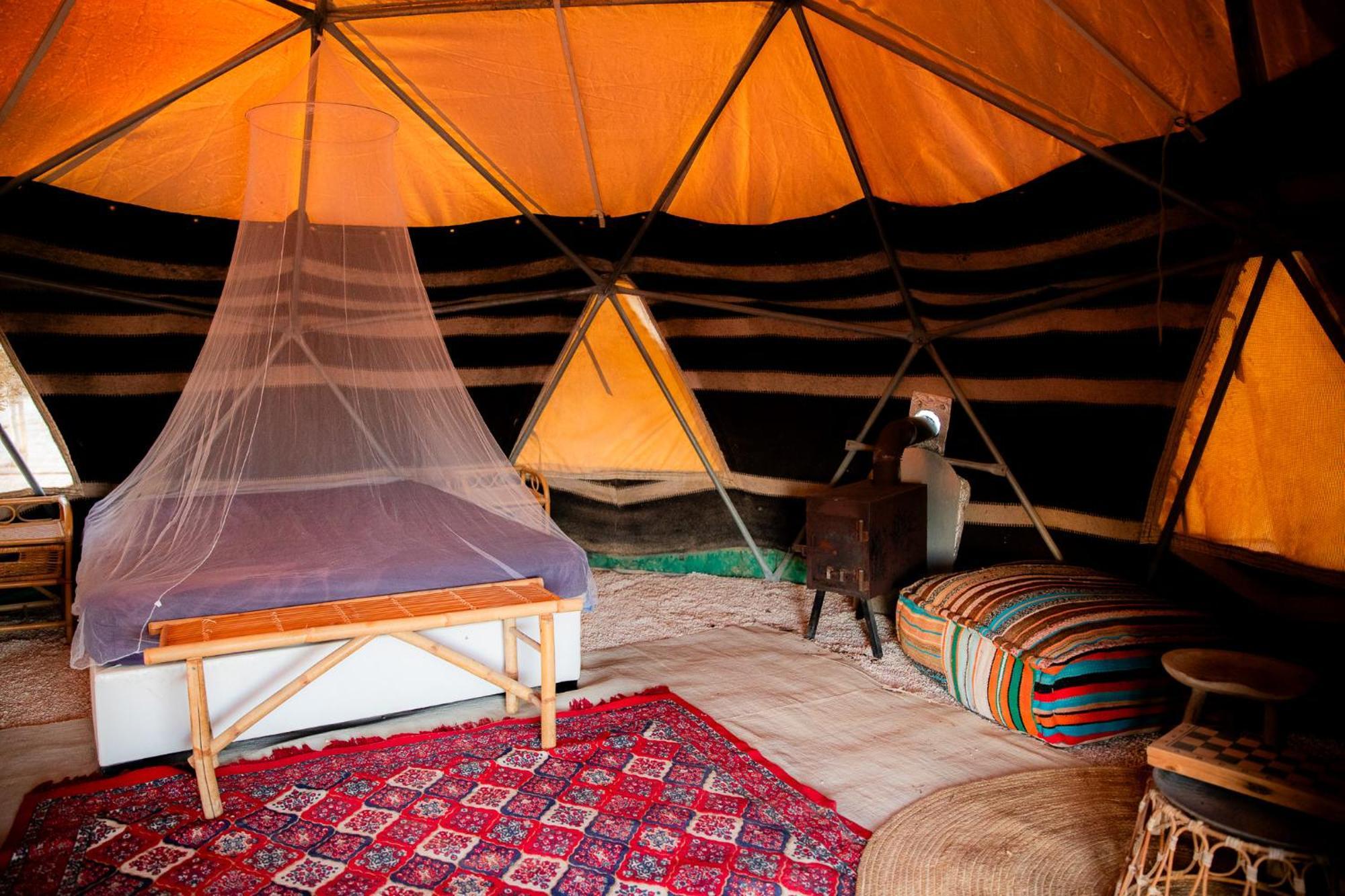 Готель Skyline Eco-Camp Міцпе-Рамон Екстер'єр фото